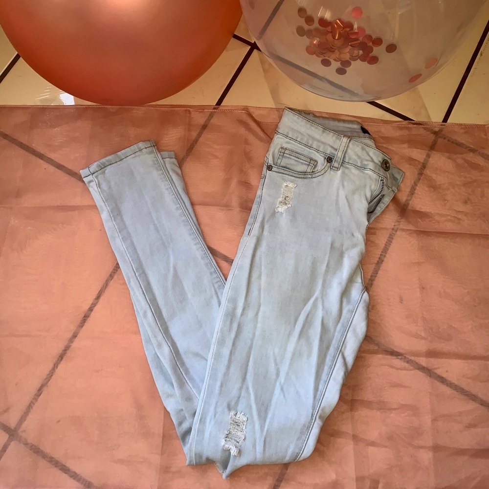 Distressed Skinny Jeans